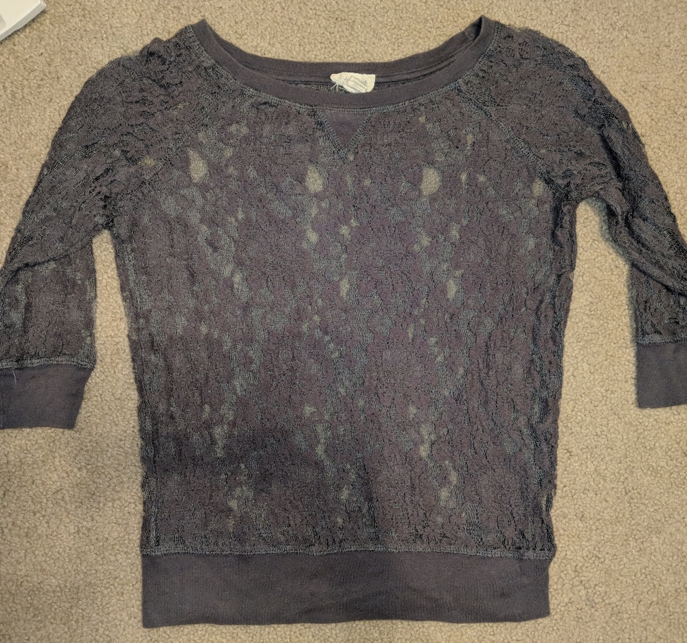 Active basic - Full Lace 3/4 sleeve top - Small - gray / brown